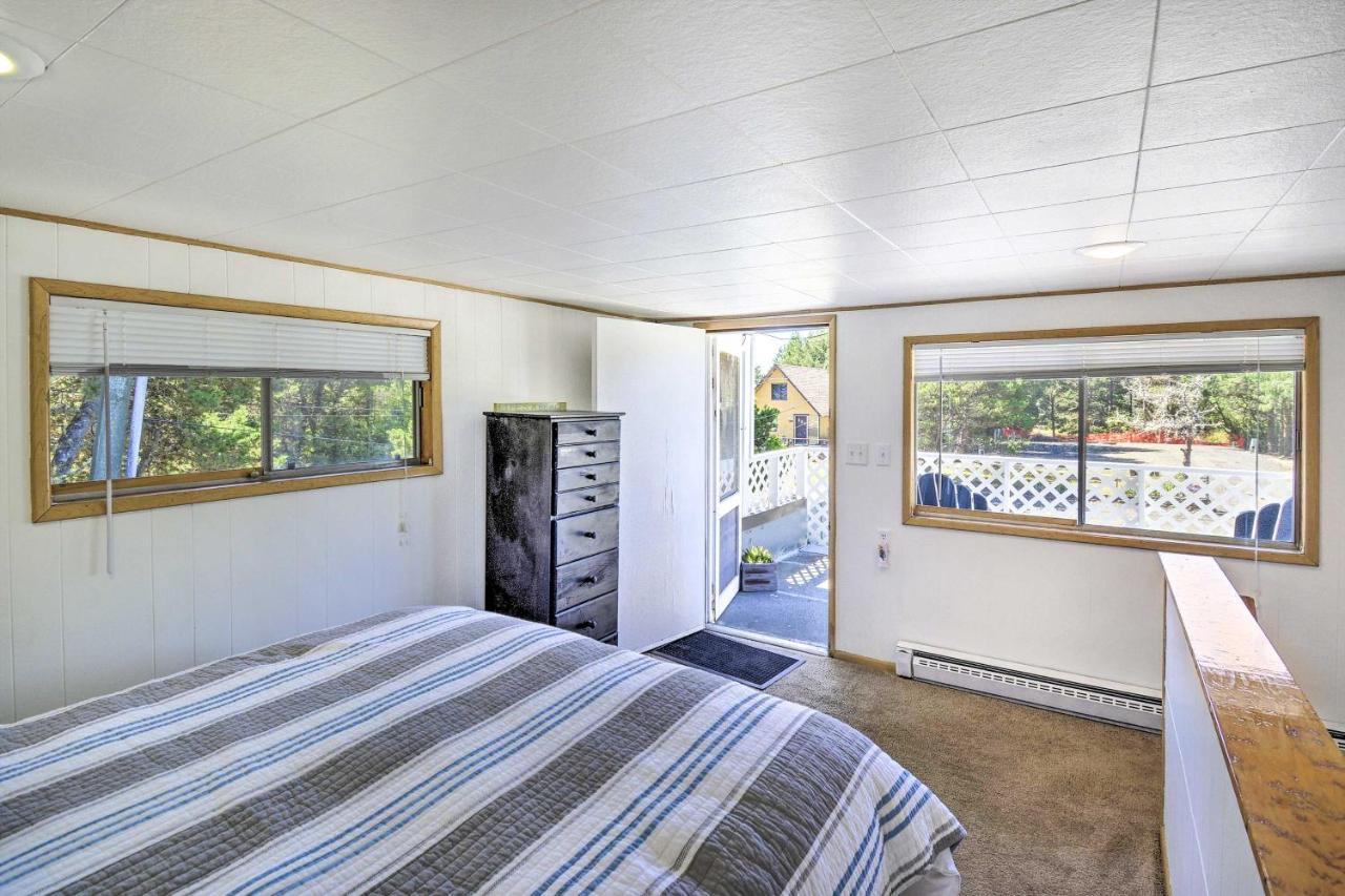 Coastal Pnw Gem With Hot Tub - Walk To Beach! Grayland Exterior foto